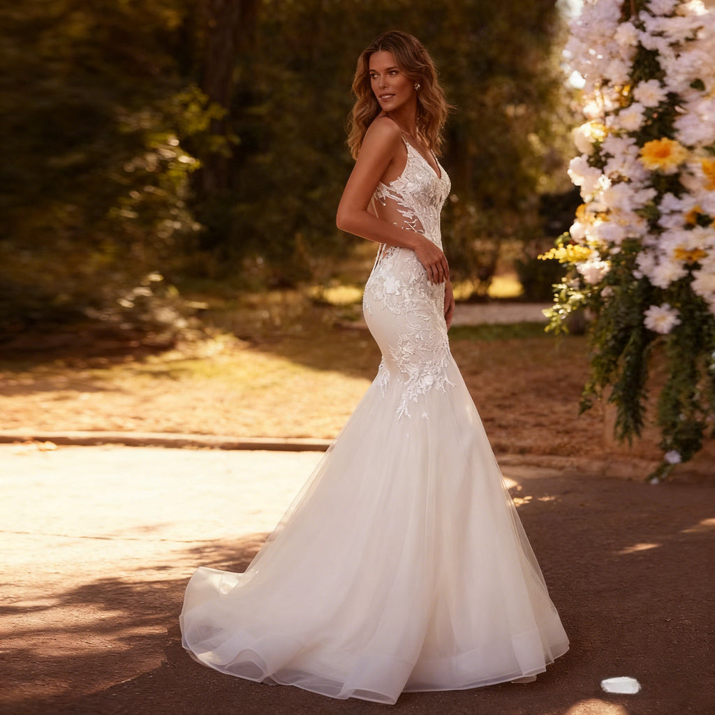 Verträumtes Meerjungfrau-Stil Brautkleid mit Carmen Ausschnitt Sexy A Linie Hochzeitskleid mit Spitze und Korsett 2-26W