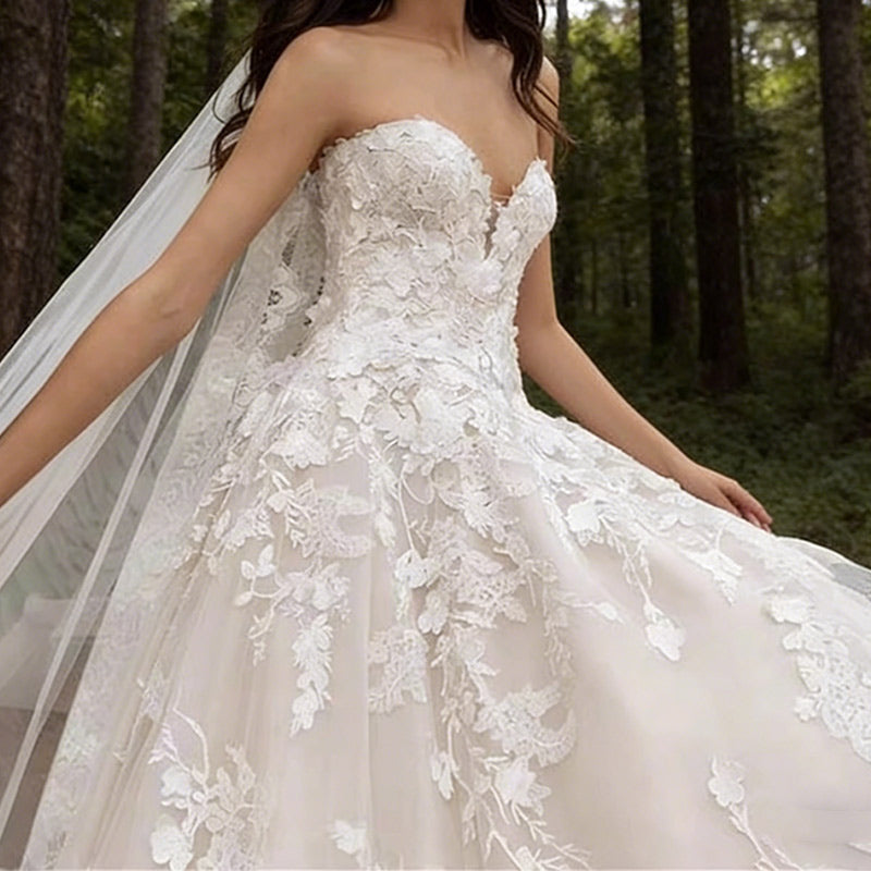 Prinzessin Brautkleid Spitze Glitzer Ballkleid Herz-Ausschnitt Luxus Kathedral-Schleppe Weiß Romantisch 2-26W