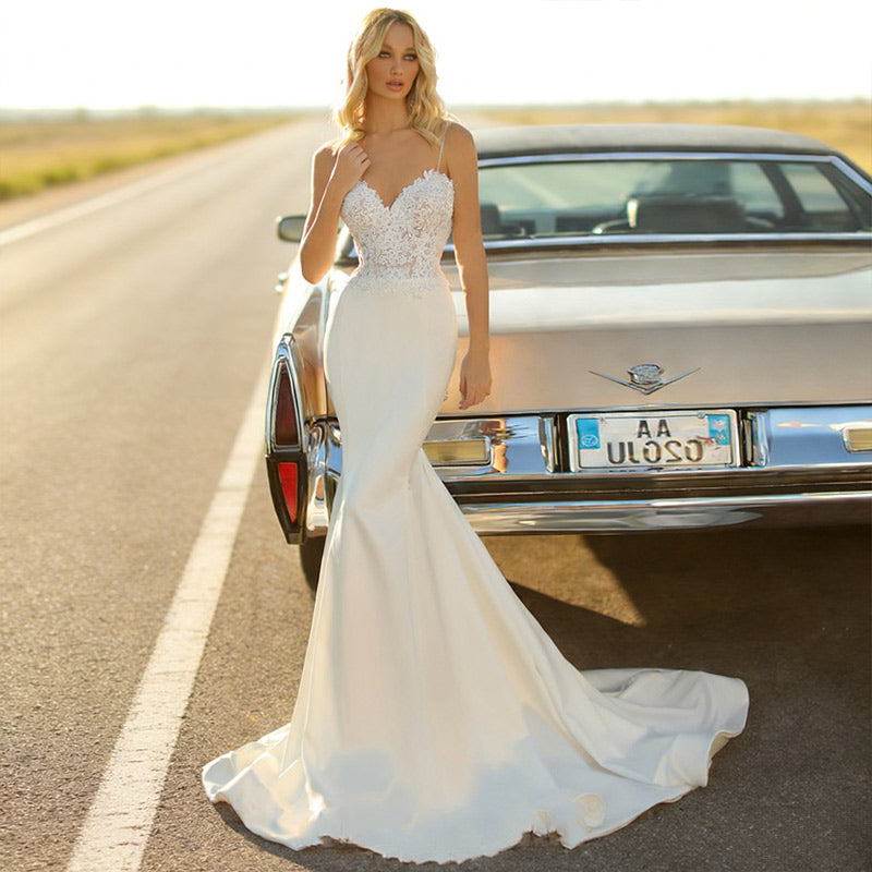 Luxus Meerjungfrau Brautkleid 3D-Blüten Spitze Transparent Corsage Sexy V-Ausschnitt Schleppe Weiß 2-26W