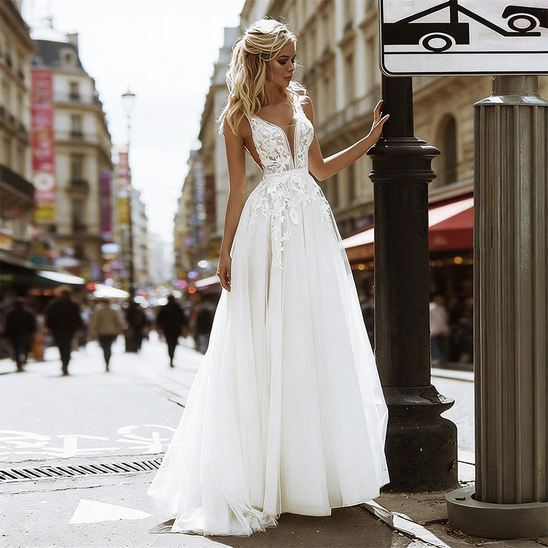 Boho Brautkleider Prinzessin mit V-Ausschnitt und floraler Spitze – Elegantes A-Linien Hochzeitskleid aus Glitzertüll 32-42