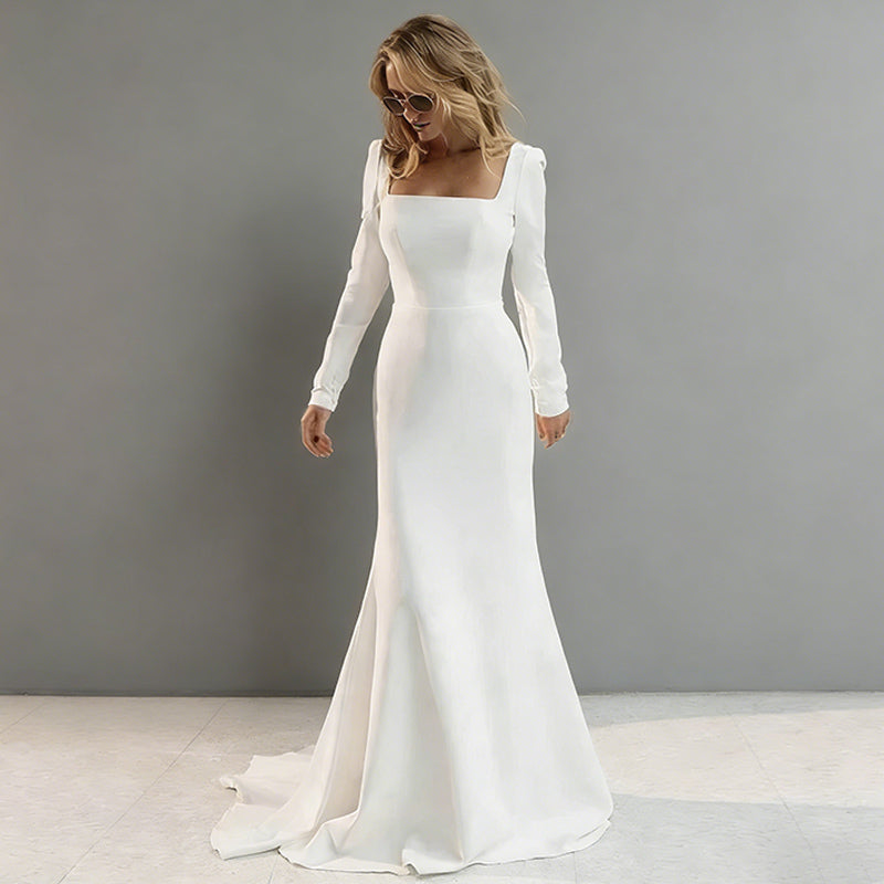 Minimalistisches Meerjungfrau-Brautkleid mit quadratischem Ausschnitt und langen Ärmeln – aus schwerem Satin 36-44