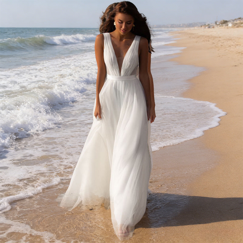 Strand-Brautkleid mit V-Ausschnitt und Plissee-Details A-Linie Elegantes Hochzeitskleid aus Tüll Elfenbein S-2XL