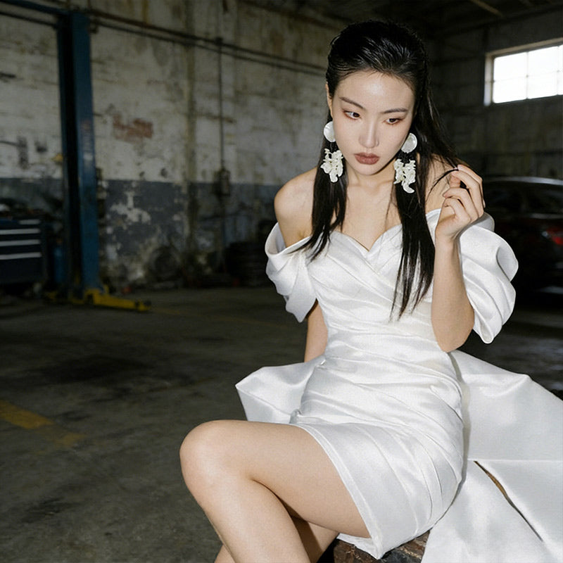 Modern Brautkleid Kurz Satin Riesen-Schleife Asymmetrisch Edel Standesamt Party Weiß Creme 32-44