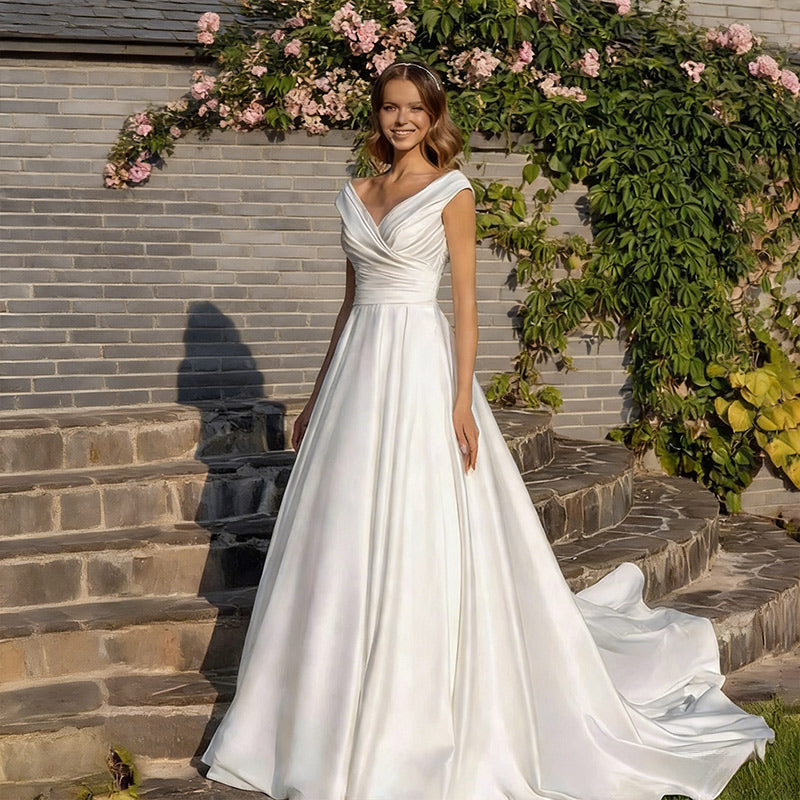 BHstyle Ball-Gown Satin Weiß V-Ausschnitt Edel Retro Anlassmode Prinzessin Sexy Elegant Modern 2-24W