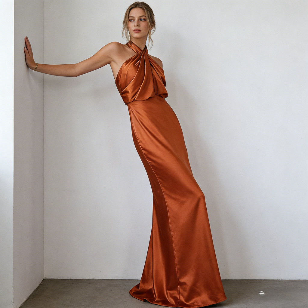 BHstyle Abendkleid Satin Karamellfarbe Neckholder Edel Retro Anlassmode Party Sexy Rückenfrei Weinrot 2-24W