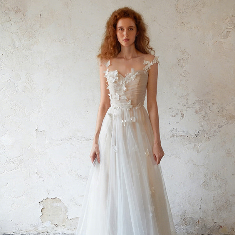 A-Linie Brautkleid in Elfenbein mit Schmetterlingen Boho-Hochzeitskleid aus Tüll mit Illusions-Ausschnitt 2-26w
