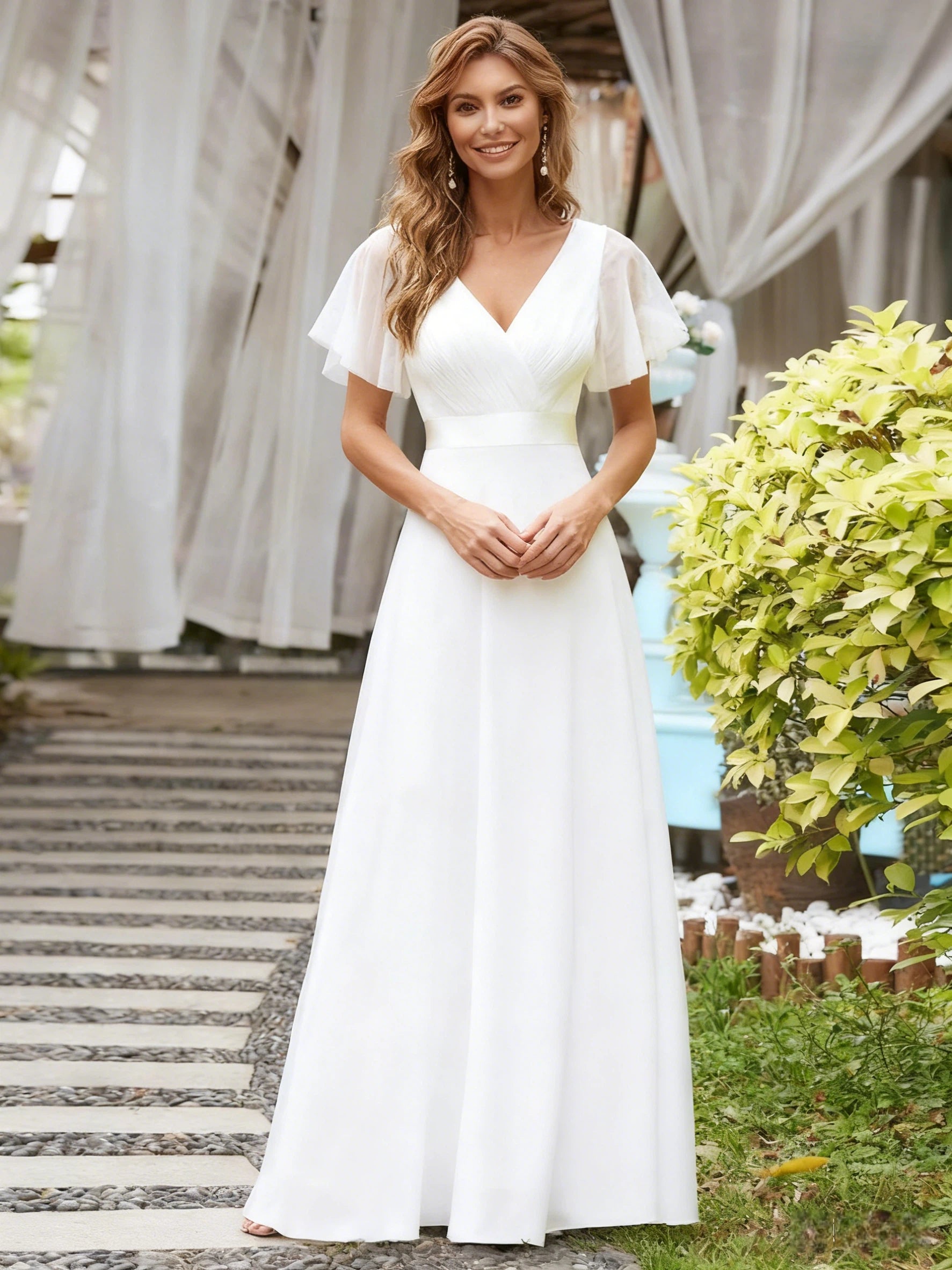 A-Linie Brautkleid mit V-Ausschnitt und Flatterärmeln – Elegantes Hochzeitskleid aus Glitzertüll 36-44