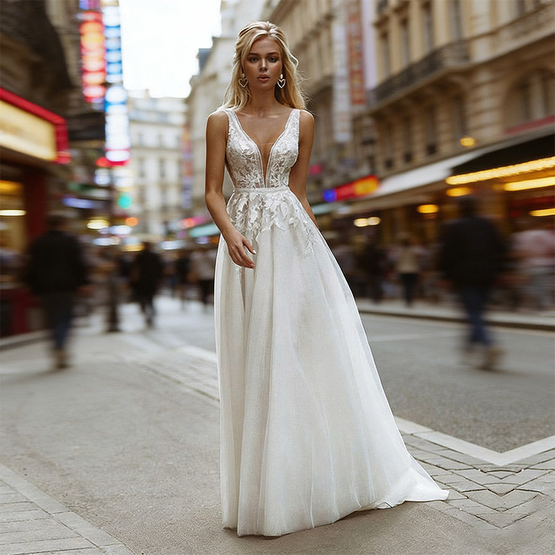 Boho Brautkleider Prinzessin mit V-Ausschnitt und floraler Spitze – Elegantes A-Linien Hochzeitskleid aus Glitzertüll 32-42