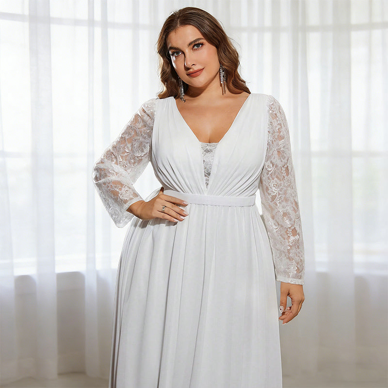 Brautkleid in Übergröße mit V-Ausschnitt und Spitzenärmeln – A-Linien Hochzeitskleid mit Raffungen L-4XL
