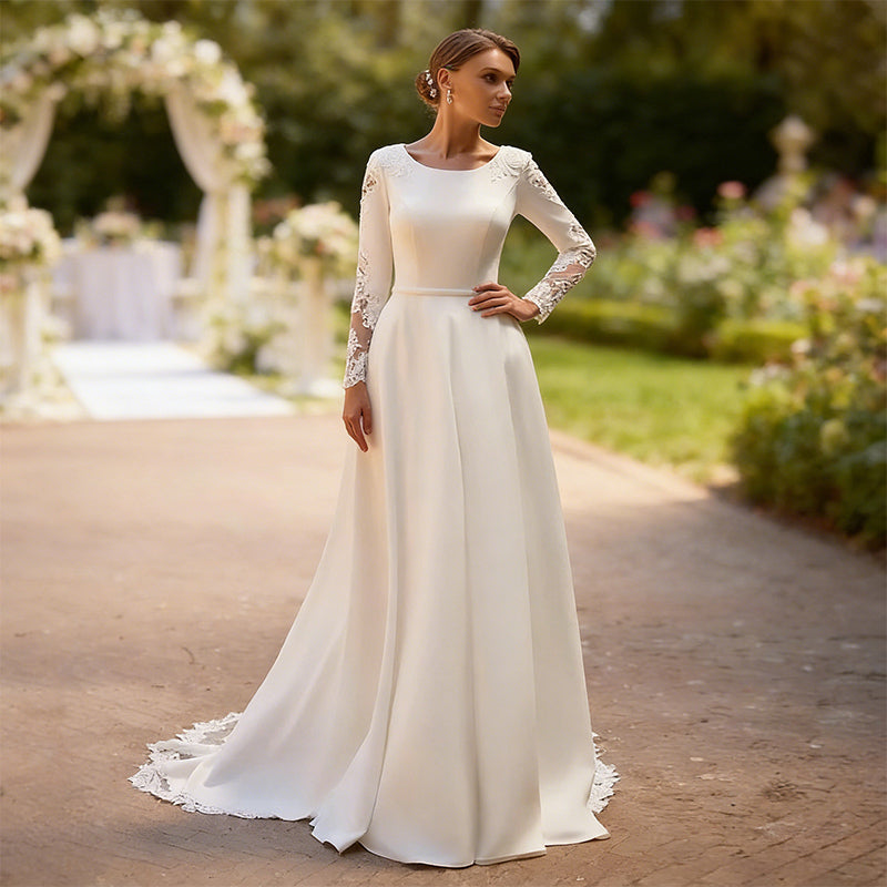 Klassisches Satin Brautkleid mit Spitzenärmeln und Rundhals Ausschnitt Elegantes A Linie Hochzeitskleid 2-26W