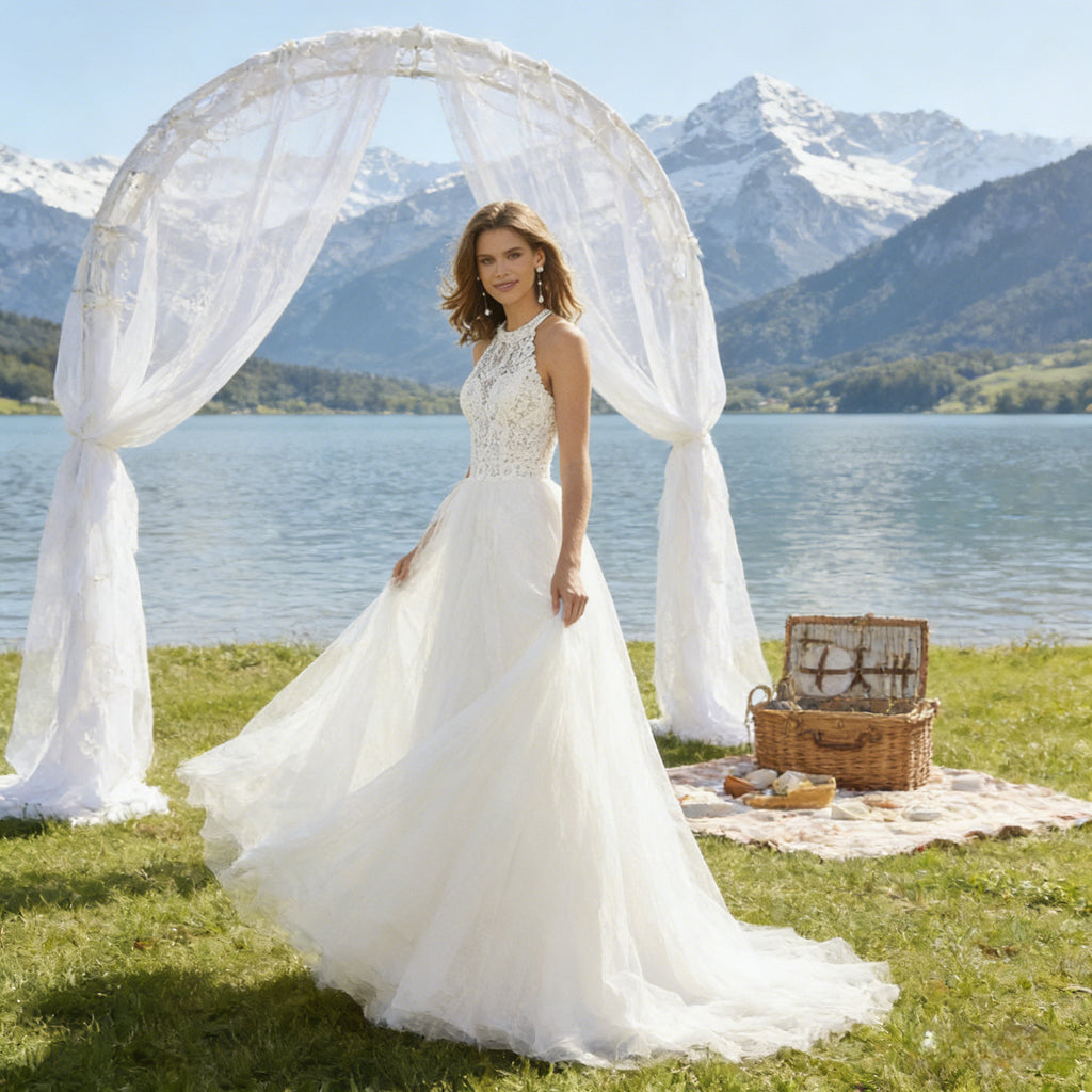 BHstyle Hosenanzug Braut Weiß Spitze Edel Neckholder Jumpsuit Hochzeit Anlassmode Sexy Modern Elegant 2-24W
