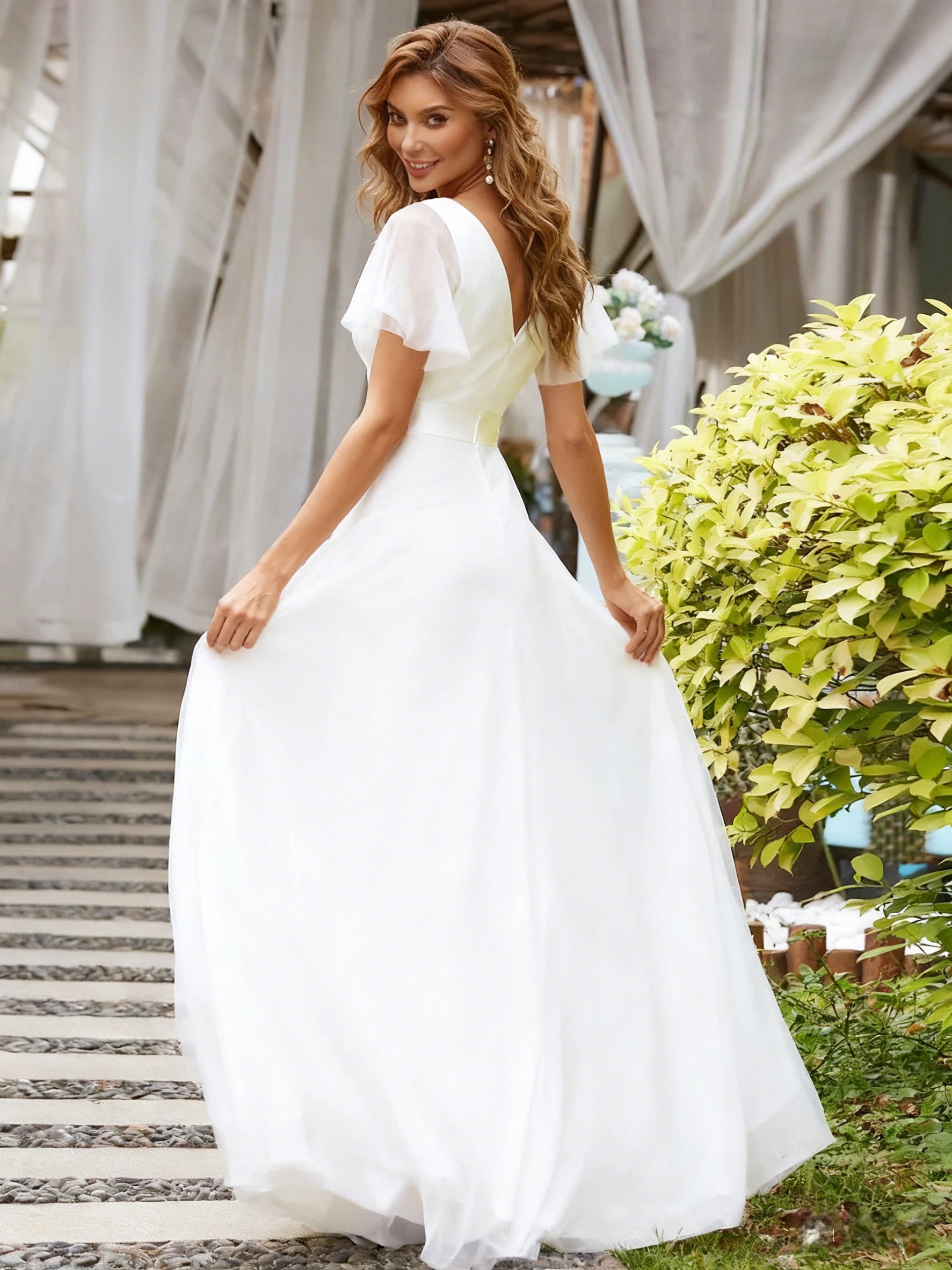 A-Linie Brautkleid mit V-Ausschnitt und Flatterärmeln – Elegantes Hochzeitskleid aus Glitzertüll 36-44