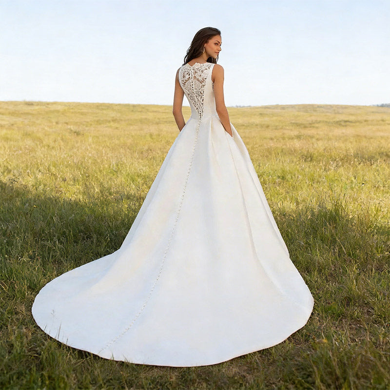 A-Linie Brautkleid Prinzessin mit abnehmbaren Puffärmeln – mit hohem Beinschlitz und floraler Spitze 2-26W