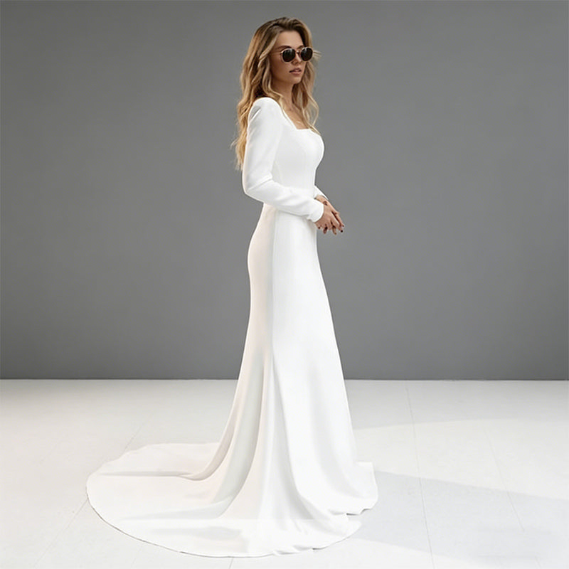 Minimalistisches Meerjungfrau-Brautkleid mit quadratischem Ausschnitt und langen Ärmeln – aus schwerem Satin 36-44