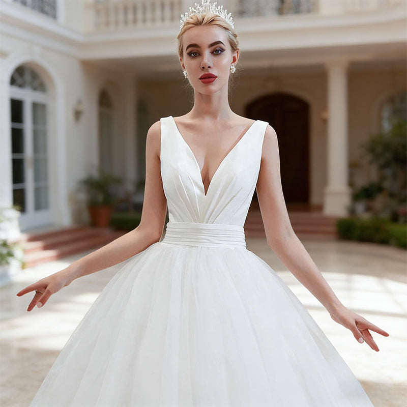 Prachtvolles Brautkleider Prinzessin mit Tiefem V-Ausschnitt und Voluminösem Tüllrock Romantisches Ballkleid Elfenbein XS-3XL