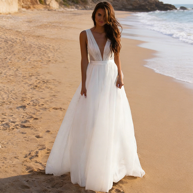 Strand-Brautkleid mit V-Ausschnitt und Plissee-Details A-Linie Elegantes Hochzeitskleid aus Tüll Elfenbein S-2XL