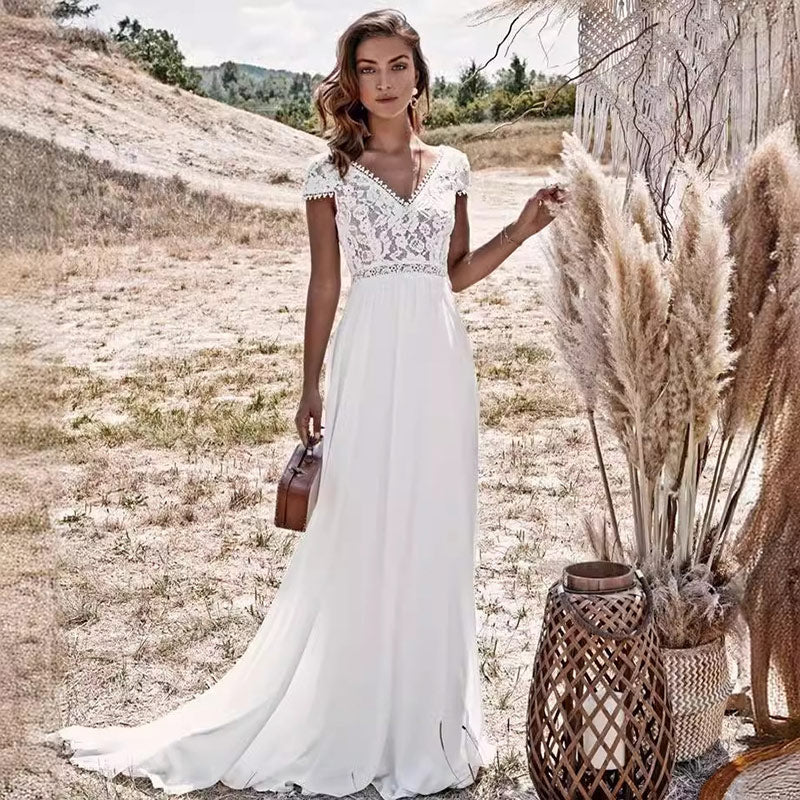 Elegantes Brautkleid im Hippie-Stil – Elfenbein V-Ausschnitt A-Linie Chiffon Kurzarm Vintage Hochzeit Kleid